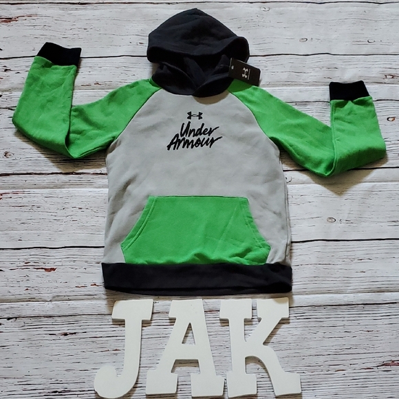 Under Armour Other - 🆕️ Under Armour Green and Gray Color-Block Hoodie